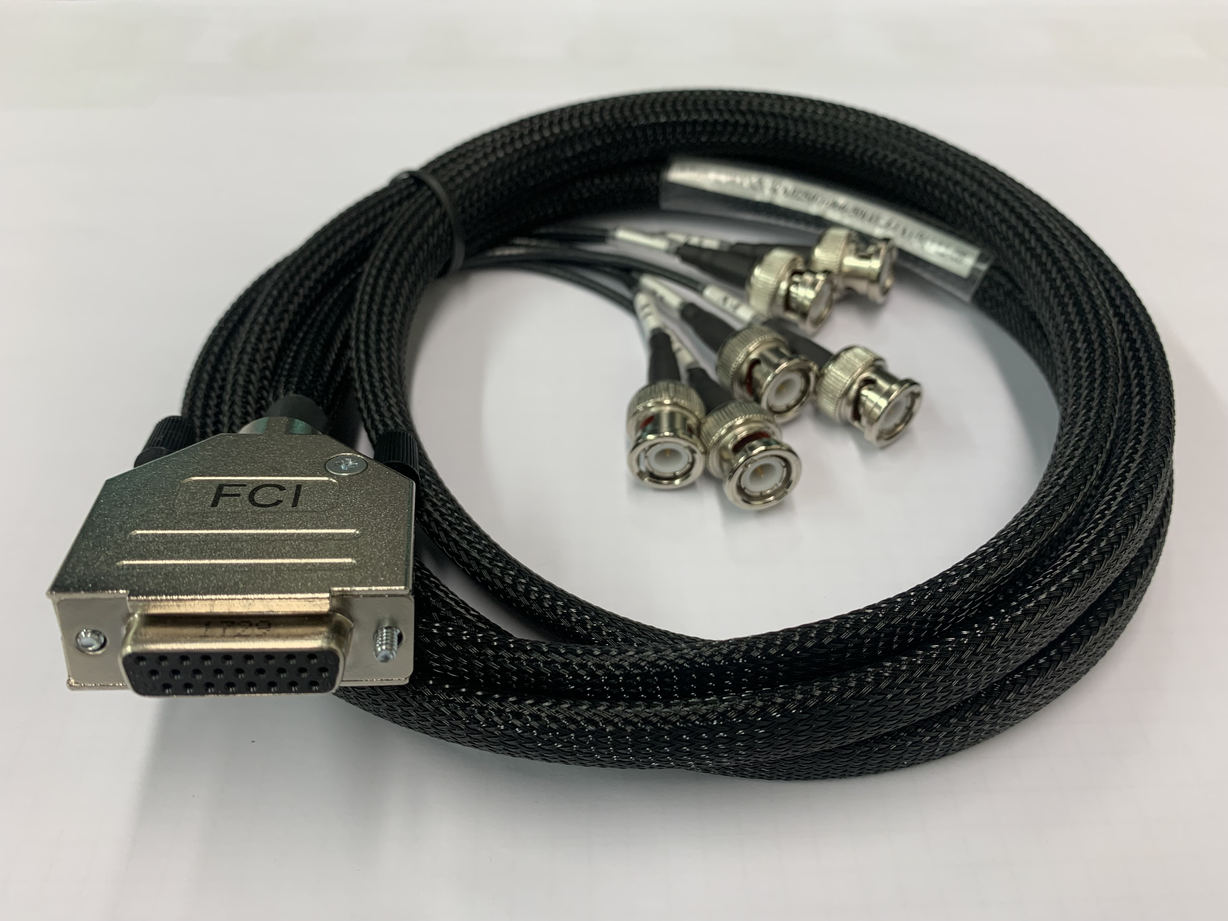 Connectors & Cable Assemblies